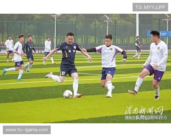 绿色赛场上的激情与荣耀探索足球运动背后的团队精神与奋斗故事