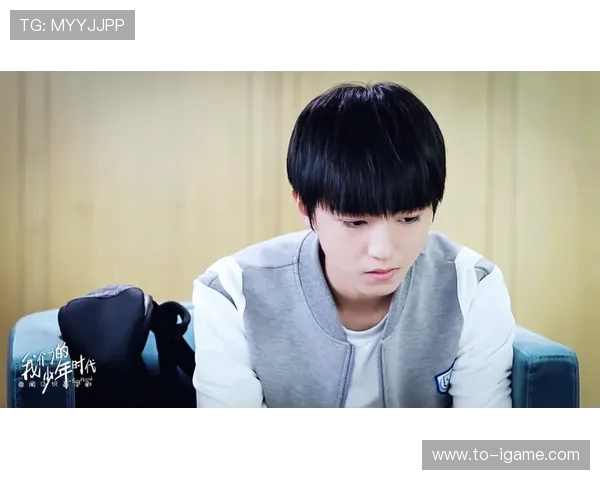 《足球巨星的荣耀之路:从青涩少年到世界之巅的传奇故事》